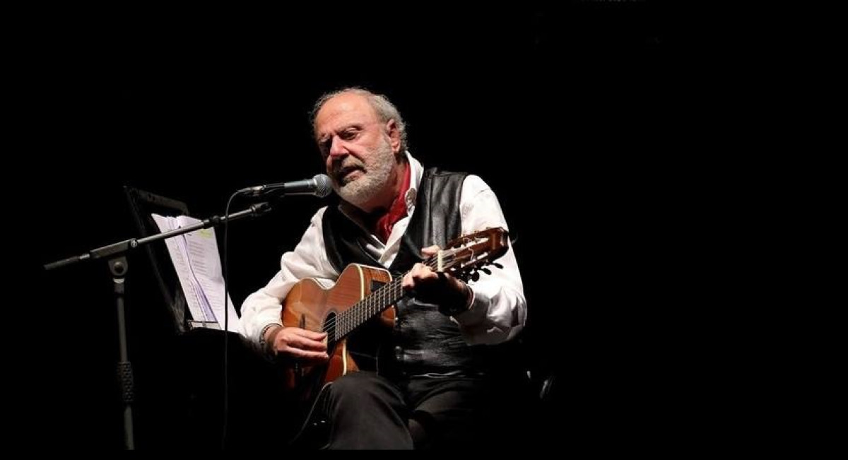 ERNESTO BASSIGNANO - CANZONI PENNELLI BANDIERE E SUPPLI' Siamo il nostro tempo